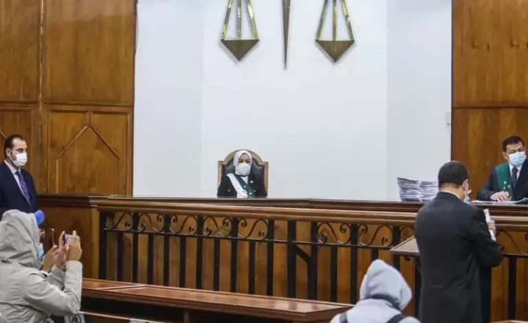 لأول مرة.. قاضية على منصة القضاء الإداري في مصر
