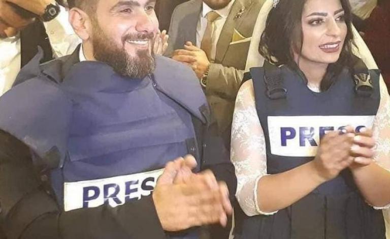 الاحتلال يعتقل الصحفي محمد خيري وزوجته الصحفية مجدولين حسونة