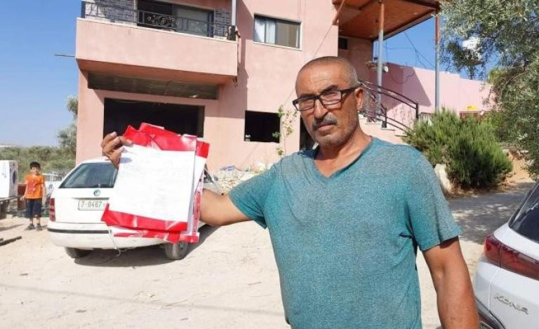 إخطارات إسرائيلية بوقف البناء لمنشآت في سلفيت