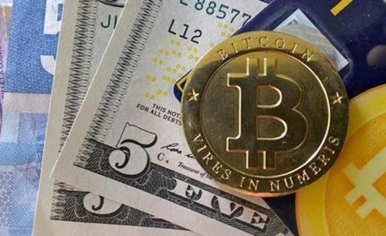 انخفاض سعر بتكوين وتهاوي أسعار العملات الرقمية
