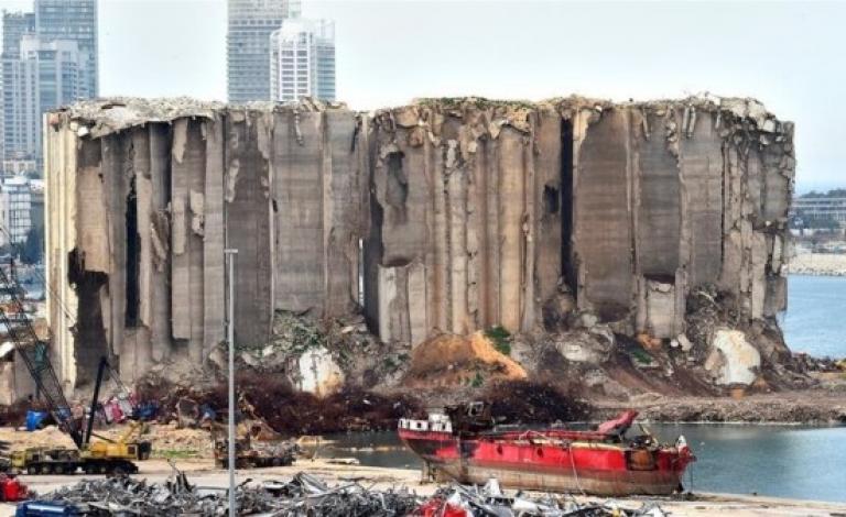 تحذيرات من "كارثة ثانية" في مرفأ بيروت