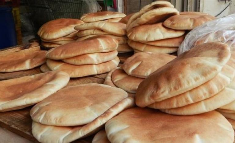 الاقتصاد بغزة تصدر قرارًا بشأن سعر شوال الدقيق ووزن ربطة الخبز