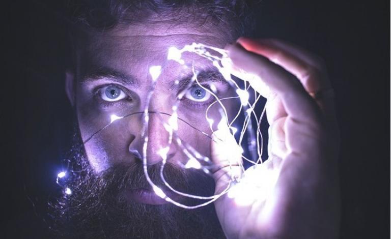 تقنية تقرأ أفكار الإنسان داخل دماغه دون أن ينطق بكلمة