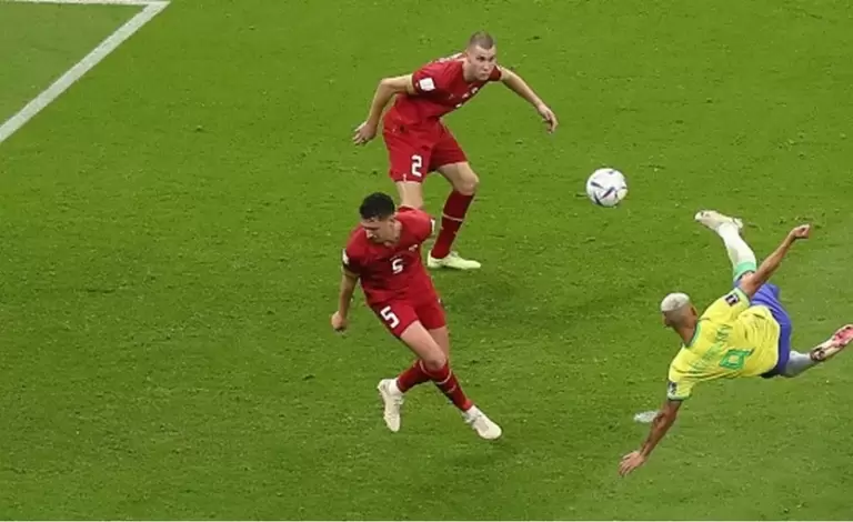 "فيفا" يختار مقصية ريتشارليسون في شباك صربيا الأفضل في “المونديال”