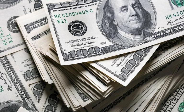 خبراء دوليون يتوقعون ارتفاع سعر صرف الدولار خلال الفترة المقبلة