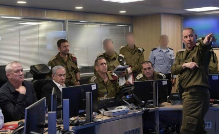 الاحتلال يعتقل 5 فلسطينيين بزعم وضع عبوة ناسفة في حافلة للمستوطنين