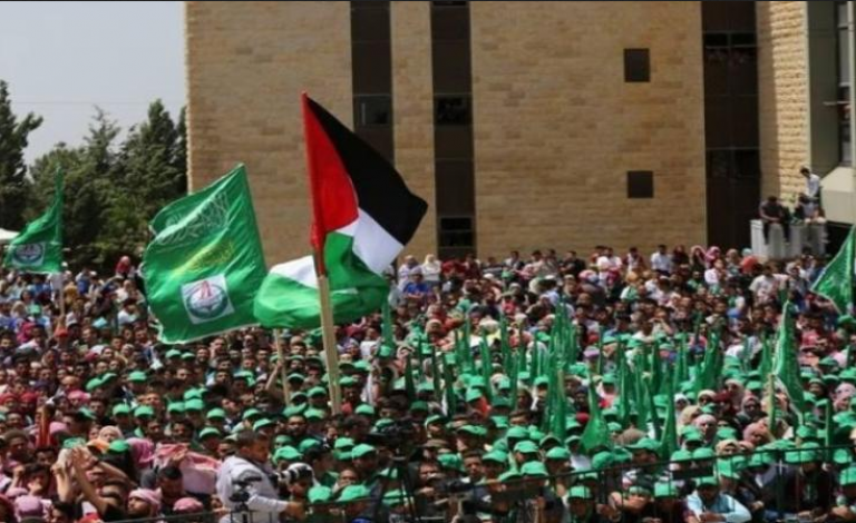 الكتلة الإسلامية في بيرزيت تقيم مهرجانها الانتخابي "نهجُنـا المقاومة ووعـدنا التحريـر"