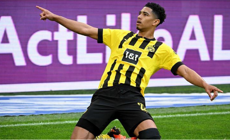 بعد 7 أيام.. ريال مدريد يعلن ضم بيلينجهام