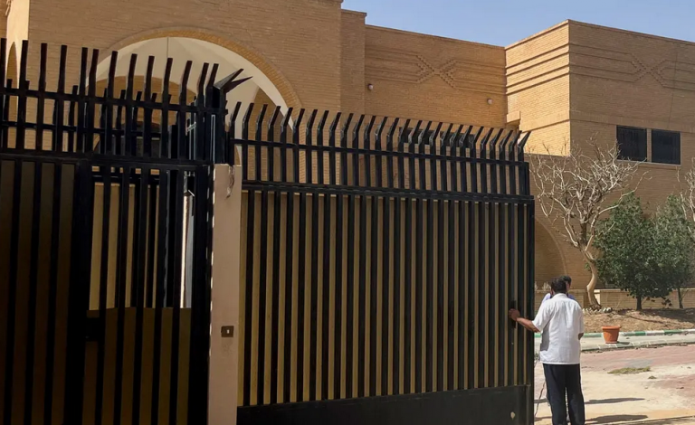 افتتاح سفارة إيران في السعودية غدًا الثلاثاء