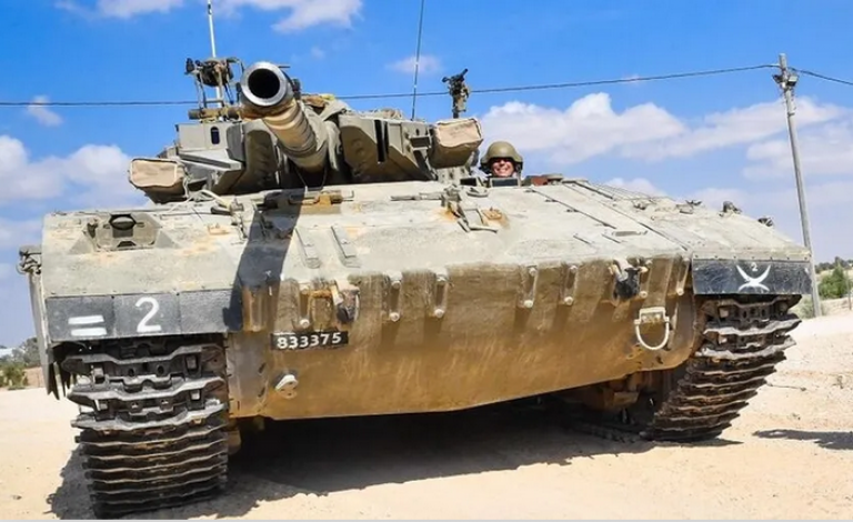 الاحتلال يبرم صفقة بيع 200 دبابة ميركافا قديمة لدولتين إحداهما أوروبية