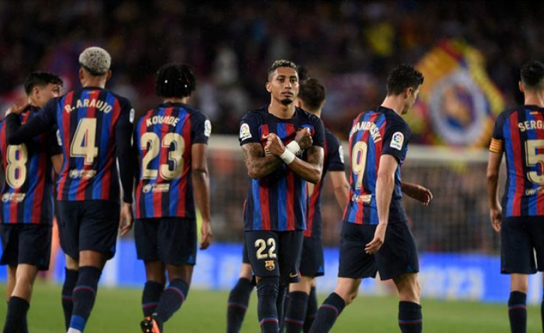 برشلونة ينجز صفقة مجانية جديدة