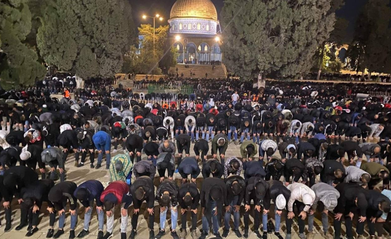 دعوات فلسطينية للحشد وأداء صلاة الفجر غدًا بالأقصى