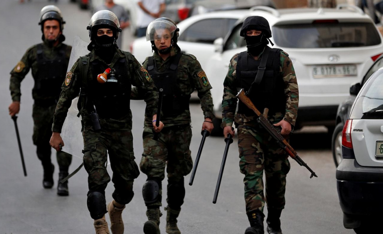 الكتلة الإسلامية تطالب أجهزة السلطة برفع يدها عن طلبة الجامعات