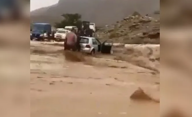 بعد أيام من الزلزال المدمر.. سيول جارفة تجتاح شرقي المغرب