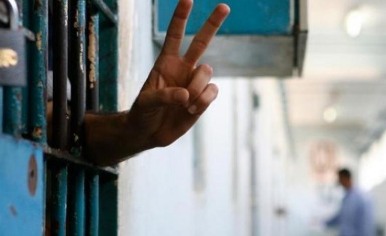 الحركة الأسيرة تشرع بخطوات نضالية رفضًا لتغول إدارة السجون