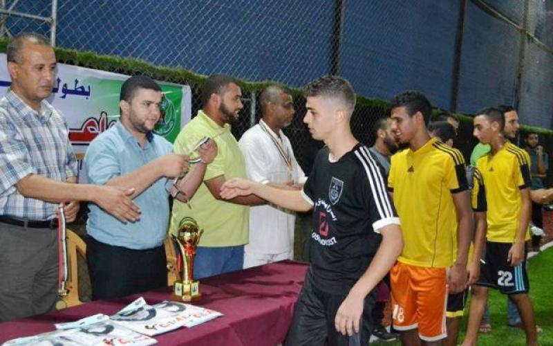 12036870_616807965126254_4529944097317196368_n