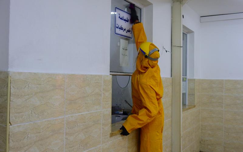 وزارة النقل والمواصلات تشرع بتعقيم مقرها ودوائر الترخيص