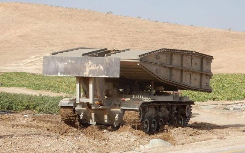 الاحتلال يجرّف عشرات الدونمات الزراعية في الأغوار الشمالية (3)