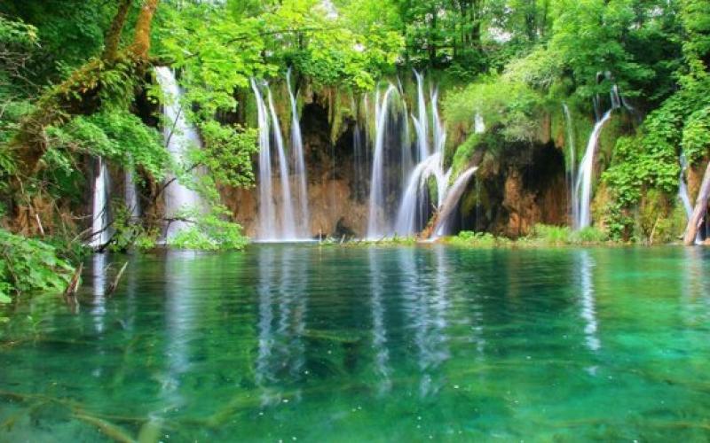 Plitvice-Lakes