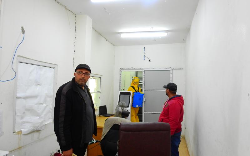 وزارة النقل والمواصلات تشرع بتعقيم مقرها ودوائر الترخيص