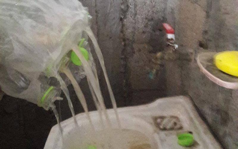 إتلاف عصير فاسد في رفح (3)