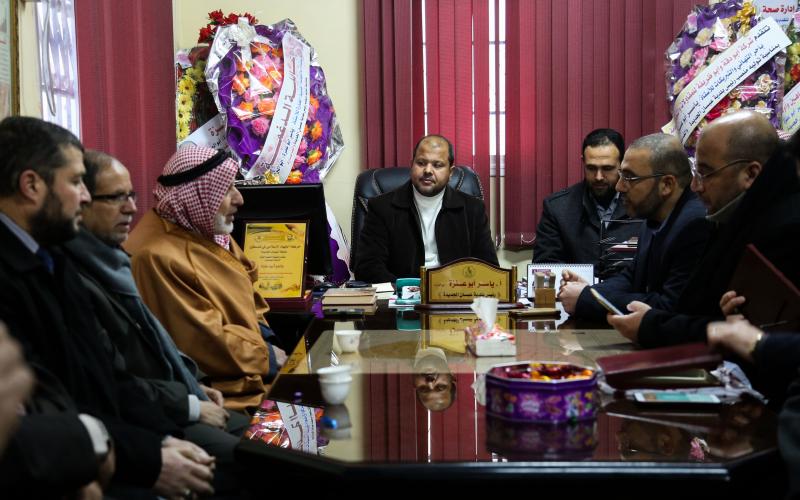 حماس تزور عددًا من بلديات خانيونس ومكافحة المخدرات