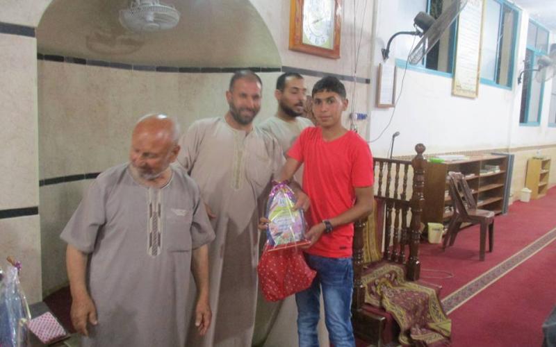 تكريم متفوقي الثانوية العامة بمسجد عقبة بن نافع (8)