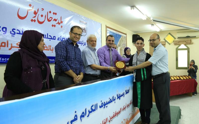 ب خ2