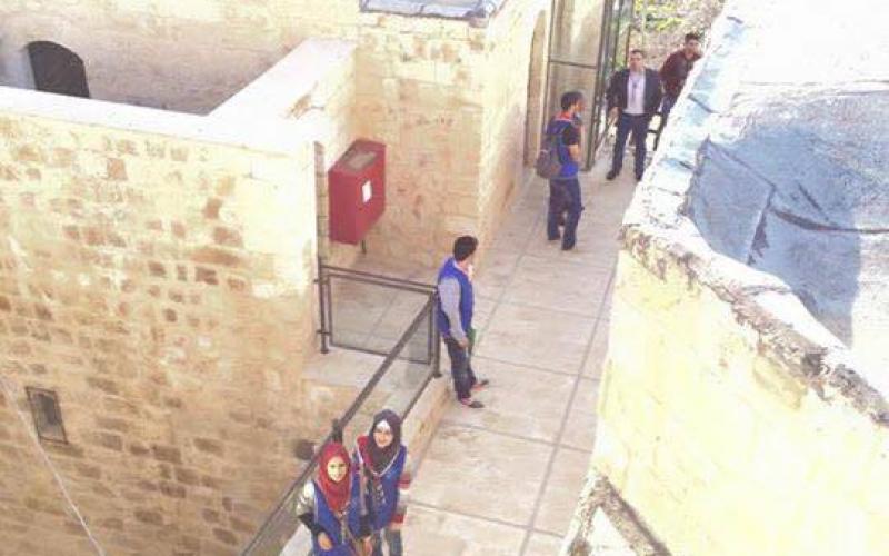 12746291_10208729368779460_101367016_n