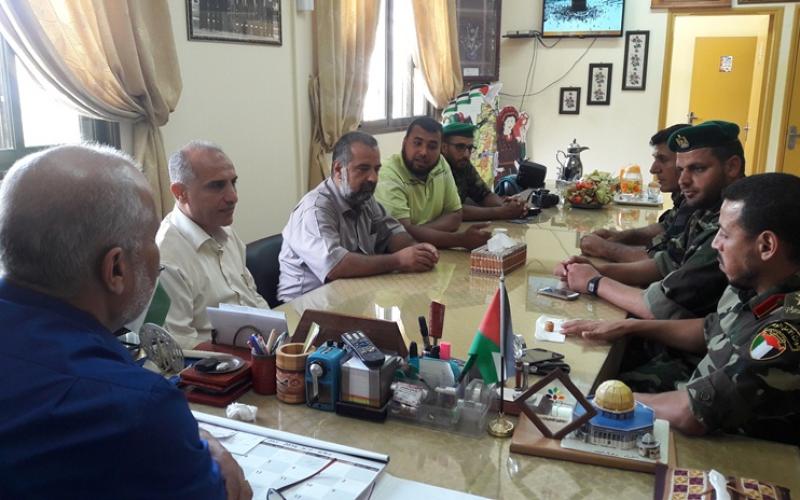 مدير تعليم الوسطى يلتقي قائد الفتوة الجديد بالقطاع