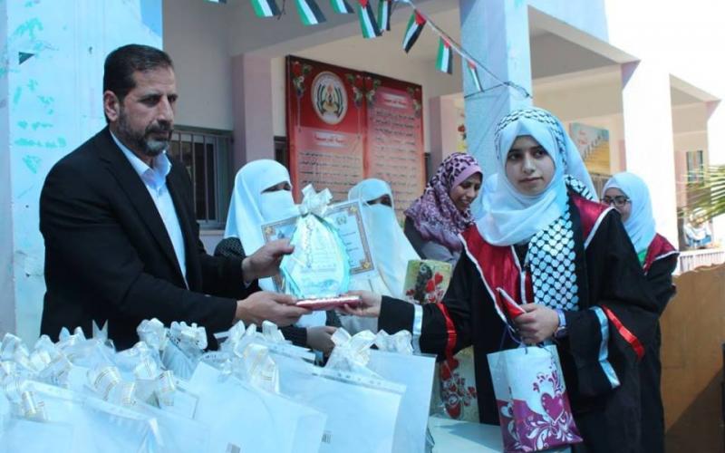 12782177_1983091115250337_604401857_n