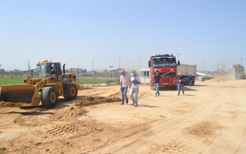 البدء بإنشاء مدرجات الملعب البلدي بالنصيرات