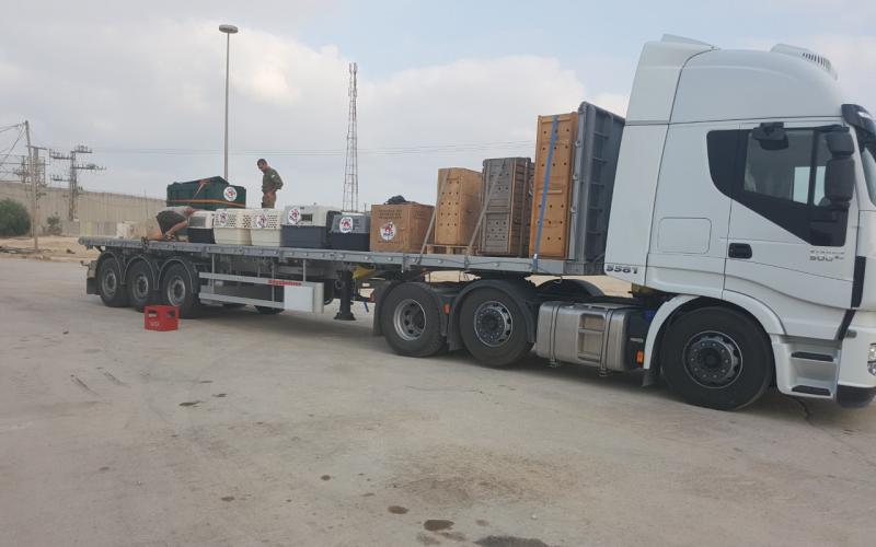 نقل حيوانات خارج غزة عبر إيرز (4)