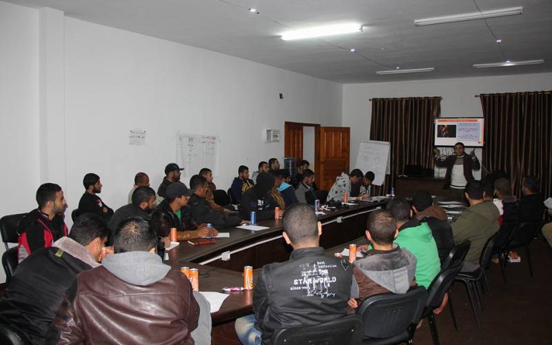 12717363_946101822139475_1350279164242287142_n