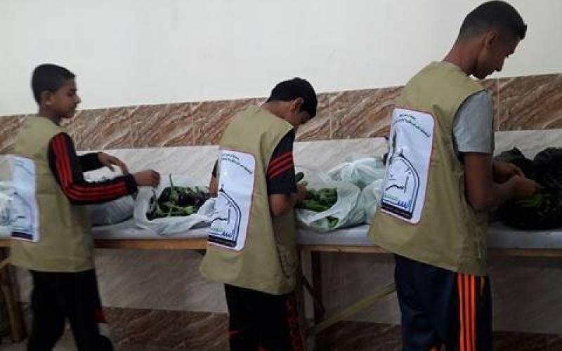 مسجد السلام يوزع سلة خضروات برمضان