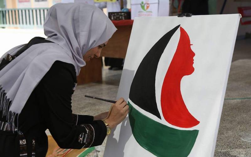 تضامن طلبة مدارس الفضيلة مع السفن النسائية