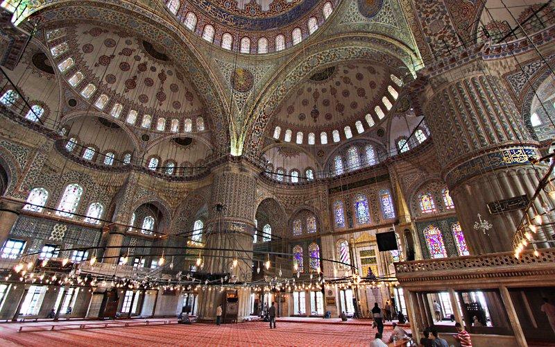 turkey-istanbul-blue-mosque-interior3