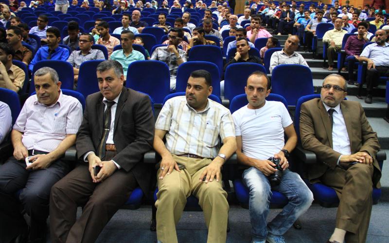 28103140500_f5160b75a3_k