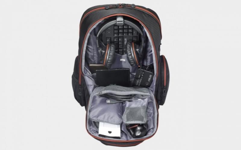 asus-rog-nomad-backpack-9-640x427-c
