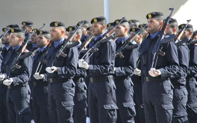 صور..تخريج أول فوج من كلية الشرطة بحضور هنية
