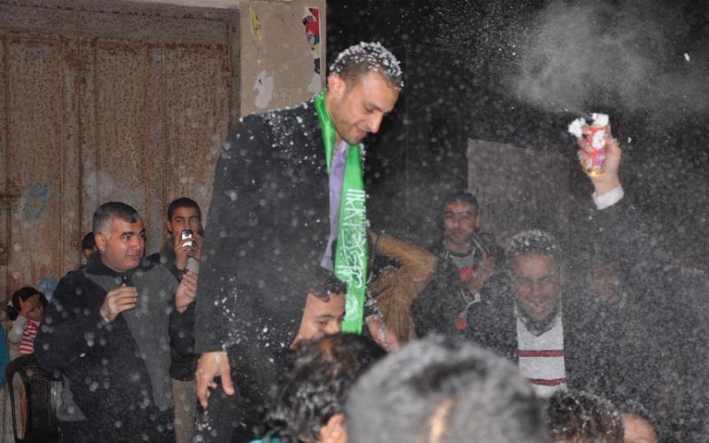 بالصور..حفل زفاف الأسير المحرر شادي ياسين