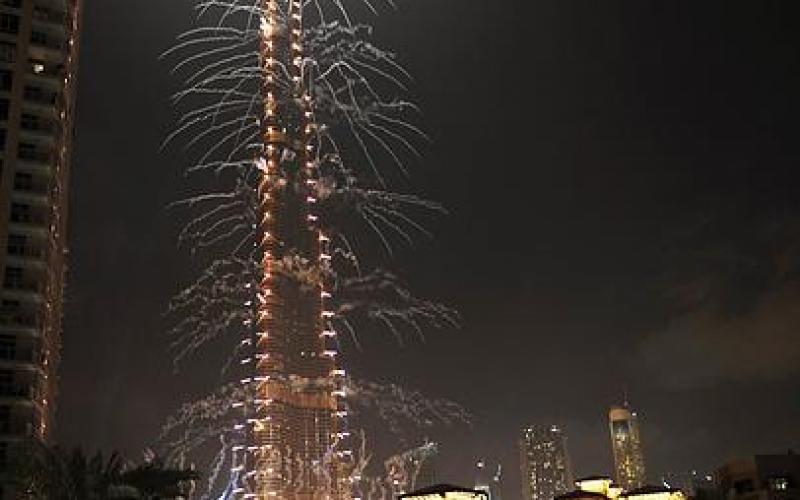 صور .. العالم يحتفل بالعام الجديد