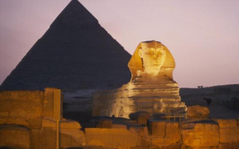 صور.. رحلة إلى أم الدنيا