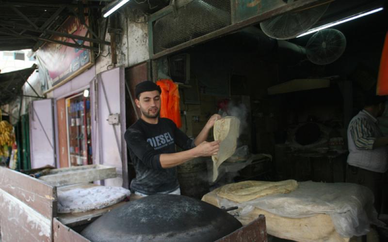 صور.. خبز "الصاج" الفلسطيني