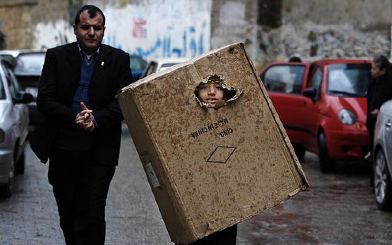 صور.. إصابات وأضرار نتيجة للمنخفض بغزة