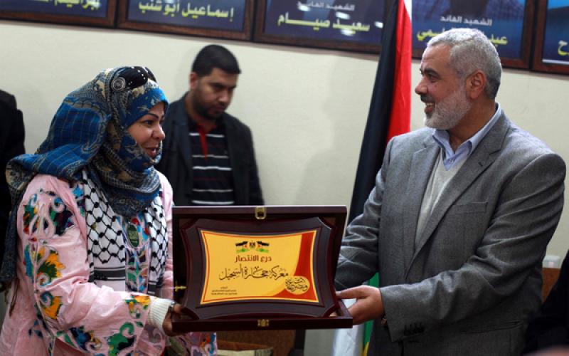 صور..هنية يستقبل متضامني القافلة الأوروبية