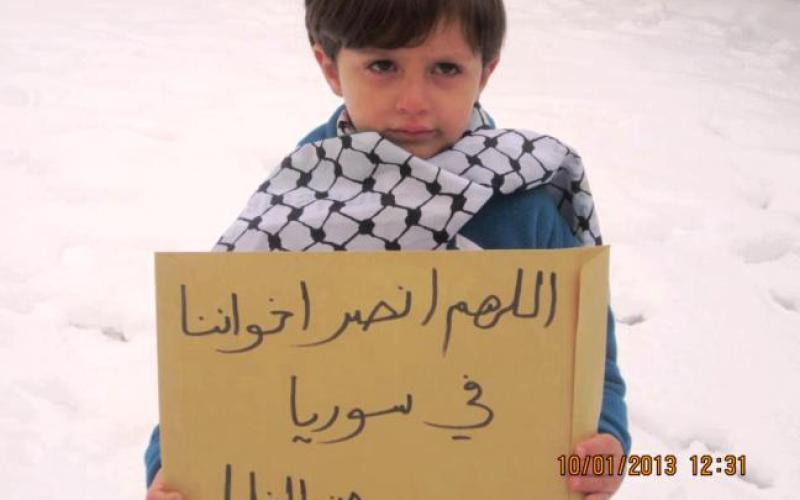 بالصور.. سوريا وغزة والرواتب حديث "الثلوج"