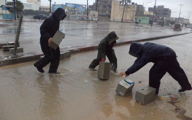 بالصور: تشكيل فرقة الطوارئ الكشفية بالوسطى