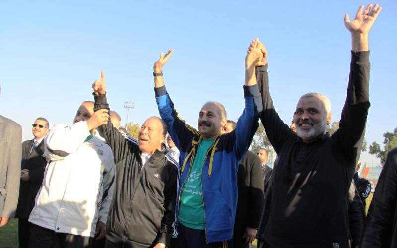 صور.. المباراة التاريخية بين مصر وفلسطين