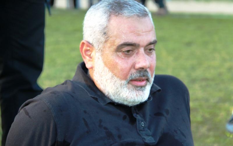 صور.. المباراة التاريخية بين مصر وفلسطين